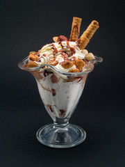 Vanilla Ice Cream With Nuts