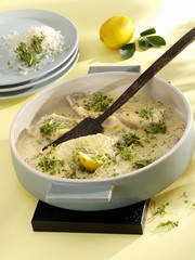 Redfish fillets in mustard cream sauce