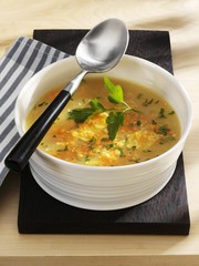 Curried red lentil soup with sesame seeds