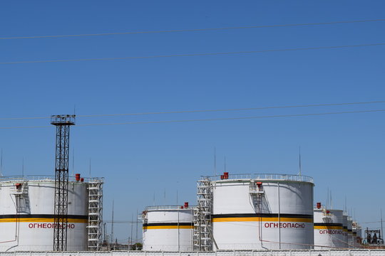 Tank the vertical steel. Capacities for storage of oil  products