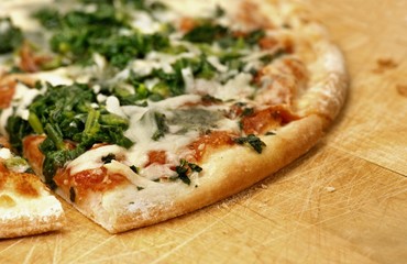 Spinach pizza