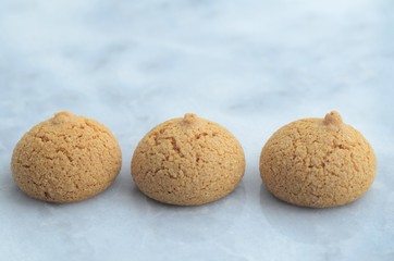 Amarettini (almond biscuits, Italy)