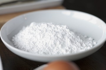 Icing sugar in a bowl
