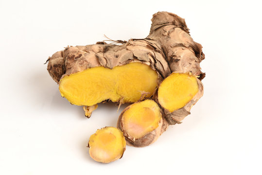 Plai (thai name) (Zingiber cassumunar Roxb.)