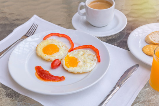Happy Face Frying Eggs breakfast