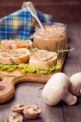 bread with pate
