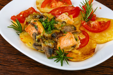 Salmon with grilled vegetables