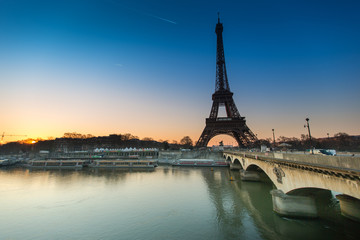 Paris sunrise 1