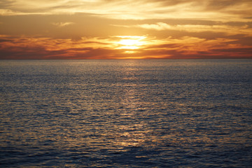 Obraz premium sunset over the sea in South Africa