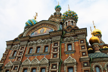 Fototapeta na wymiar Iglesia de San Petersburgo, Fortaleza de Pedro y Pablo