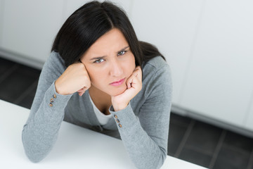 depressive junge frau