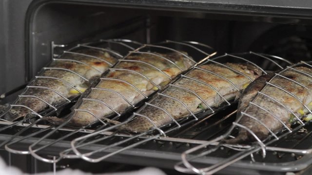 Grilling trout in the oven