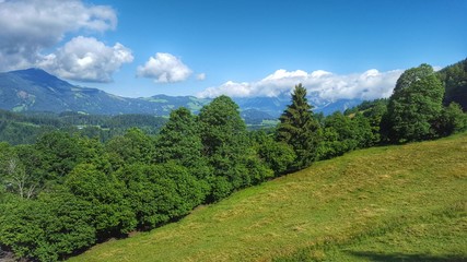 Fototapeta na wymiar Bergalm in den Kitzbühler Alpen...