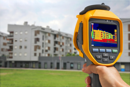 Recording Building With Thermal Camera