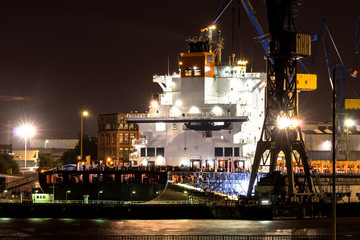 Hamburg, Blohm und Voss Dock 17: Liverpool Express im Dock 2