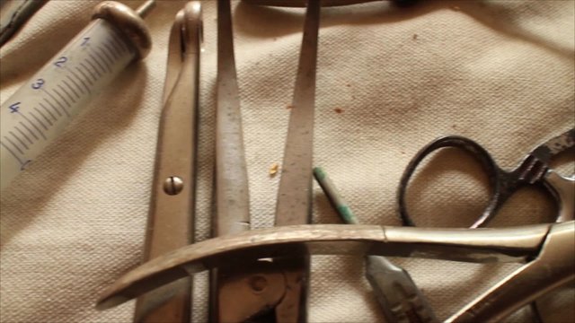 MEDICAL SURGICAL EQUIPMENT: Macro ECU Dolly - Lateral Overhead Move Across Scalpels and Forceps