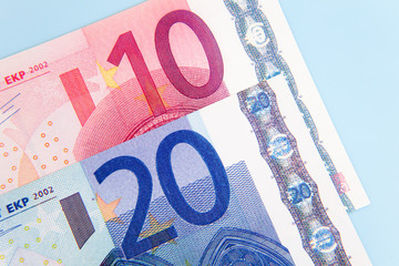 30 euro on light blue background
