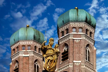Frauenkirche München Mariensäule sehenswürdigkeit © LightingKreative