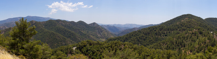 Кипр. Панорама горных вершин. © 1802185