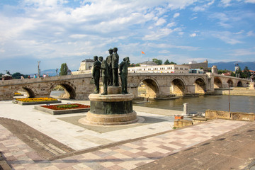 Fototapeta na wymiar Old Stone Bridge Over Vardar River, Skopje, Macedonia