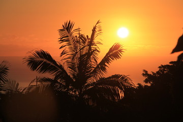 coucher de soleil sur l'océan Indien