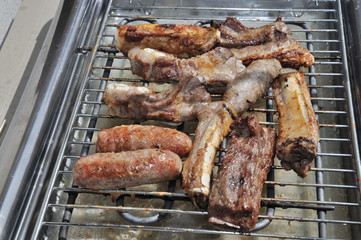 Costine di maiale alla griglia-(cucina umbra)