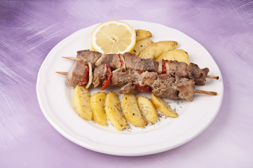turkey kebabs with potatoes