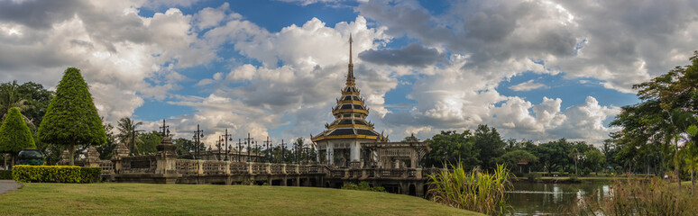 Fototapeta premium Nonthaburi, Thailand - August 18, 2015: The Park Autthayan-chalerm-karnchanapisek at Nonthaburi, Thailand 