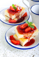 Cheesecake slices