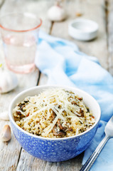garlic mushroom quinoa
