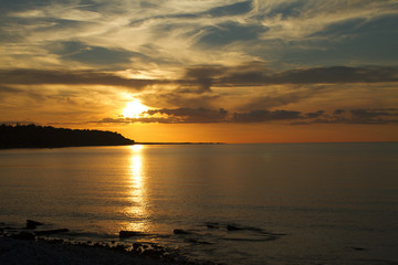 Obraz na płótnie Canvas sunset on the sea.