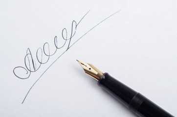 Signing with a fountain pen