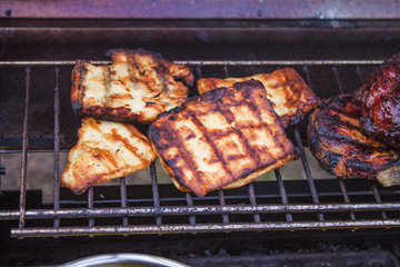 Grilled halloumi