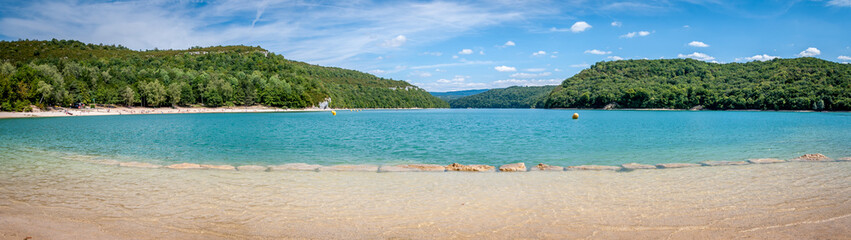 Panorama du lac de Vouglans