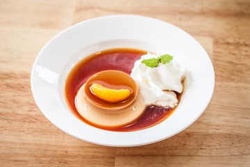 Pudding Caramel Custard