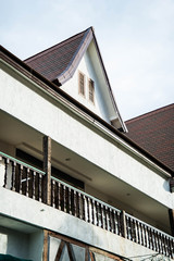 Roof House