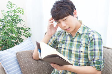 男性　読書