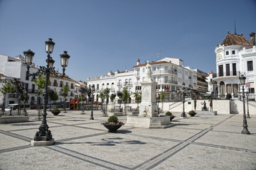 plaza principal del municipio de Aracena, Huelva - obrazy, fototapety, plakaty