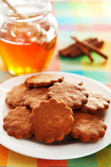 Honey cookies with cinnamon