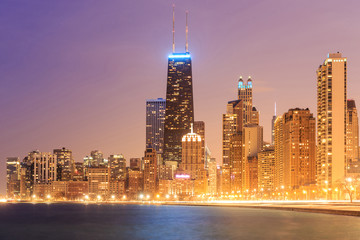 Fototapeta na wymiar Chicago city urban skyscraper at Beach.