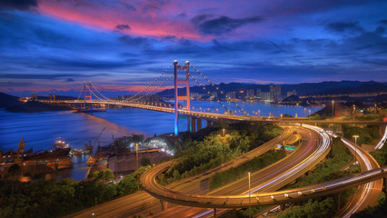 Fototapeta na wymiar Tsing-Ma Bridge