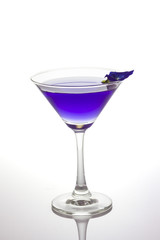 Butterfly pea flower juice in cocktail glass