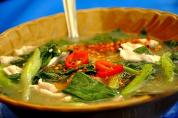 Tajska zupa, danie, spicy Thai soup, spicy Thai dish