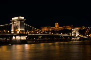 Fototapete Kettenbrücke Szechenyi Chain Bridge and Royal Palace at night