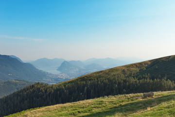 Fototapeta na wymiar Swiss mountain landscape