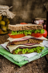 Smoked meat sandwich