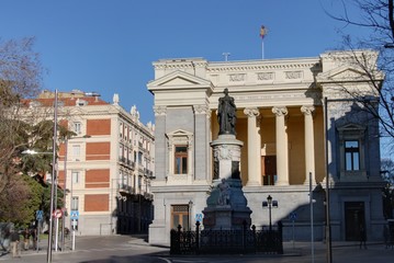 Obraz premium immeuble de madrid