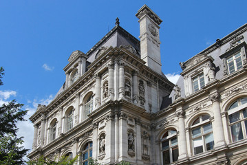 Fototapeta na wymiar Façade sud de l'Hôtel de Ville de Paris 4e arrondissement