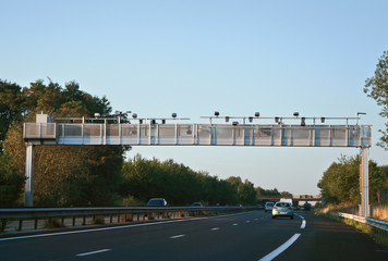 ÉCOTAXE PORTIQUE