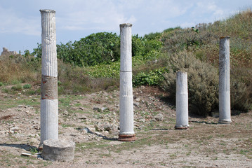 Porto Torres Portu Turre Polthu Torra 07046 Turritani Sardegna Sardinien Rom Römische Säule Säulen Ausgrabungsstätte Archäologie Augustus Golf von Asinara